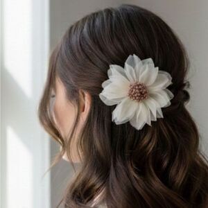 Elegant Cream Flower Brooch /Hair Pins